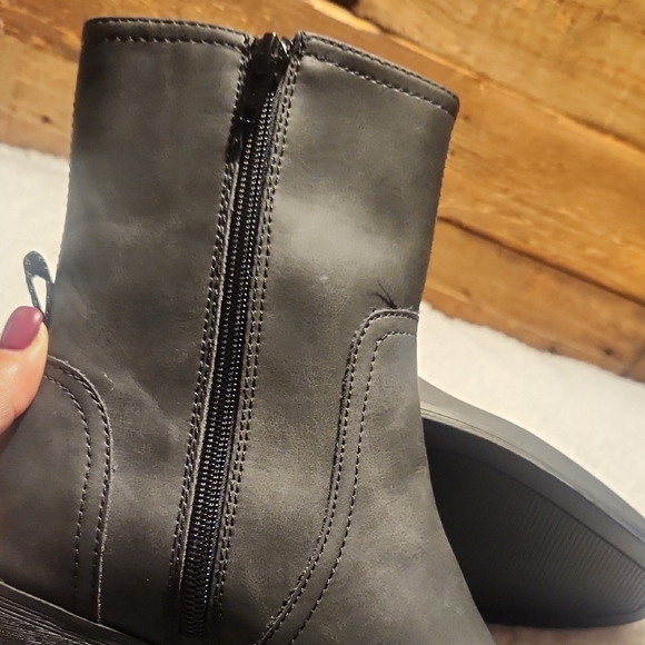 Black Ankle Boots with Braided Strap - Picture 6 of 7